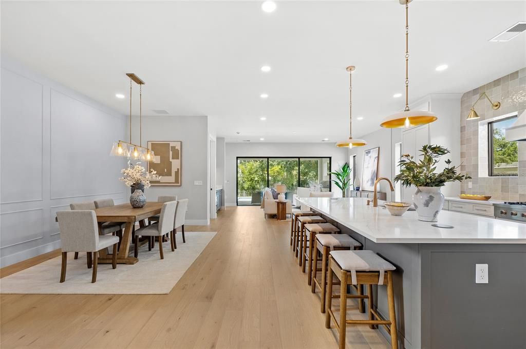 En Venta: $1,589,000 (5 camas, 4 baños, 3421 Pies cuadrados)
