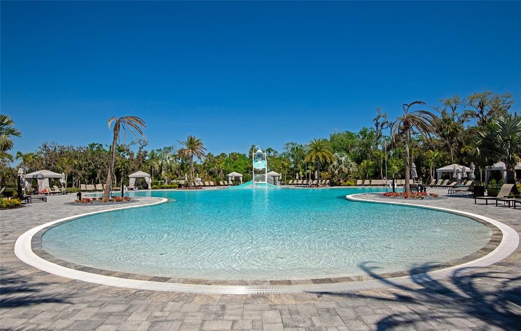 Activo con contrato: $499,999 (4 camas, 2 baños, 1783 Pies cuadrados)