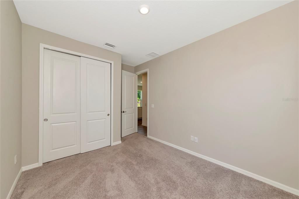 Activo con contrato: $499,999 (4 camas, 2 baños, 1783 Pies cuadrados)