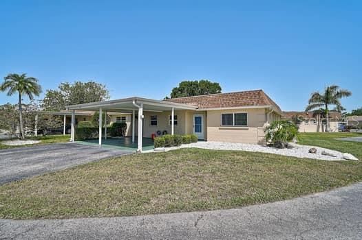 Active With Contract: $134,700 (2 beds, 2 baths, 1044 Square Feet)