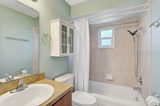 Active With Contract: $134,700 (2 beds, 2 baths, 1044 Square Feet)