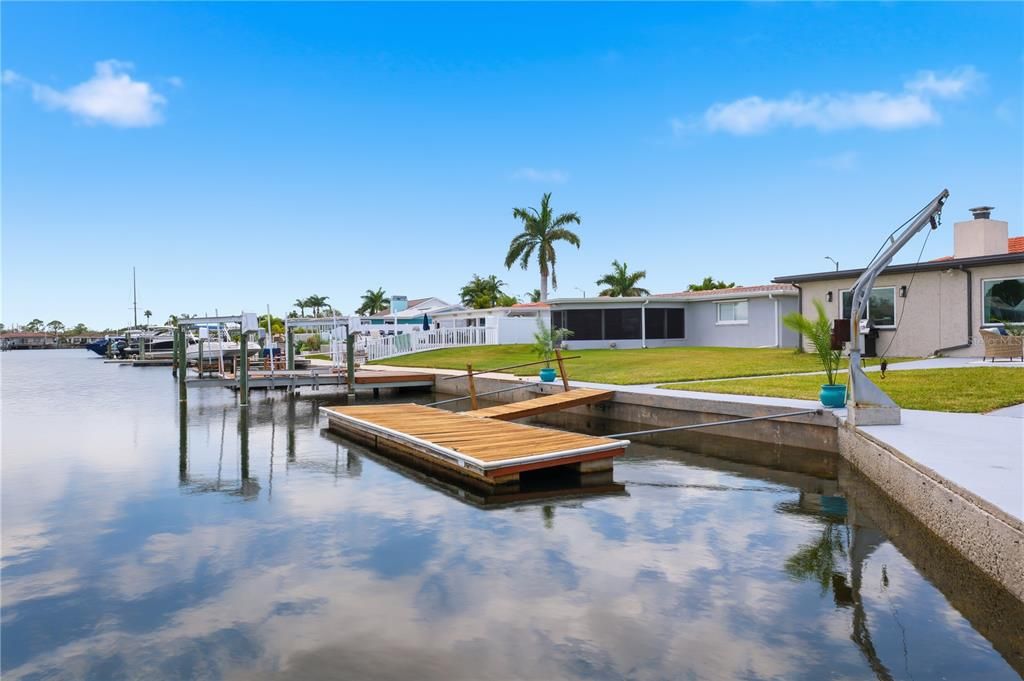 En Venta: $849,000 (4 camas, 2 baños, 2208 Pies cuadrados)