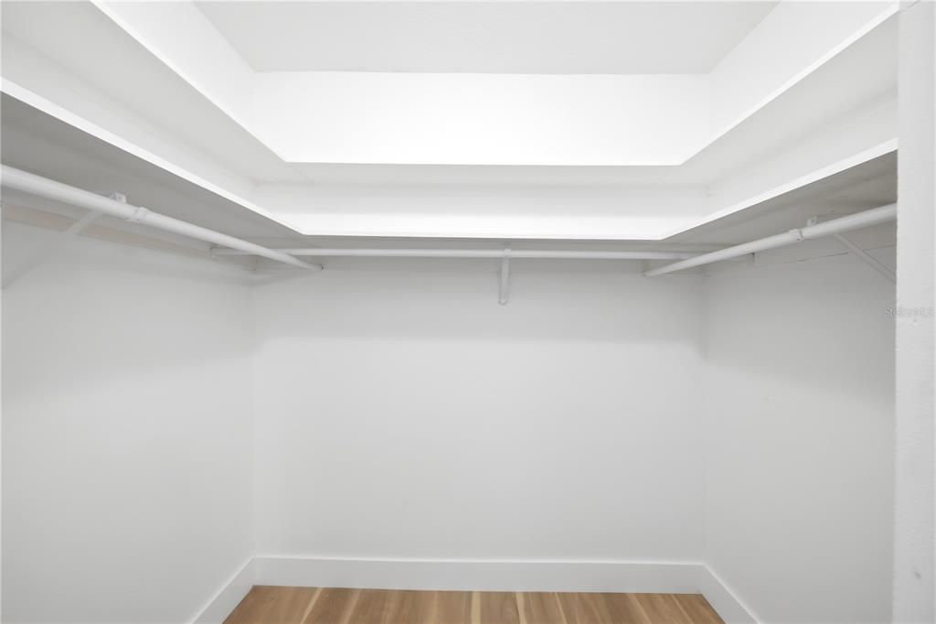 En Venta: $849,000 (4 camas, 2 baños, 2208 Pies cuadrados)