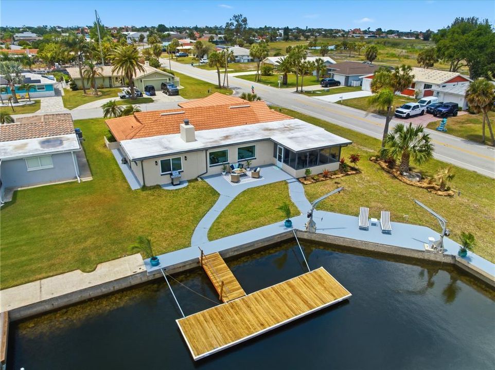 En Venta: $849,000 (4 camas, 2 baños, 2208 Pies cuadrados)