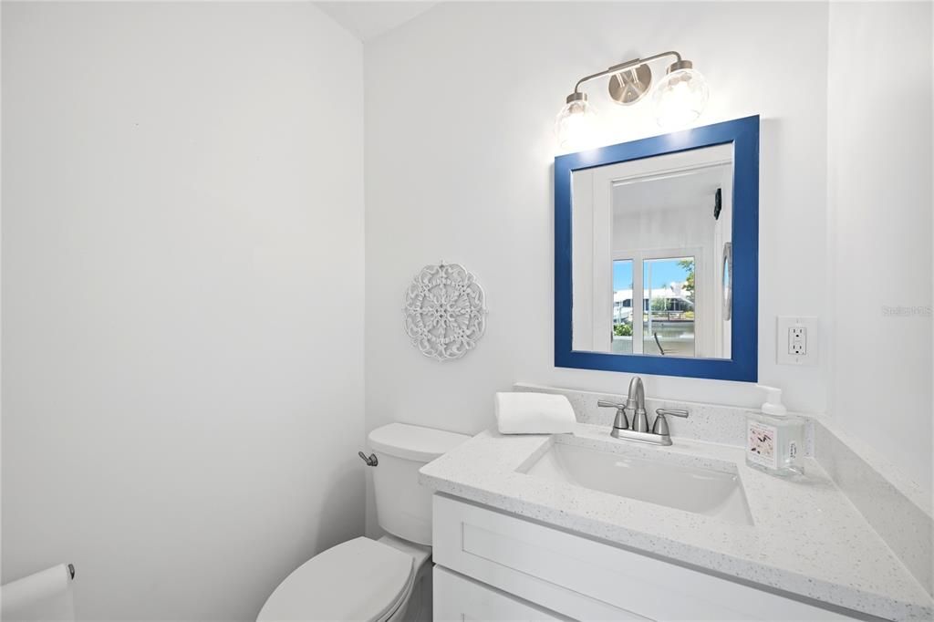 En Venta: $849,000 (4 camas, 2 baños, 2208 Pies cuadrados)