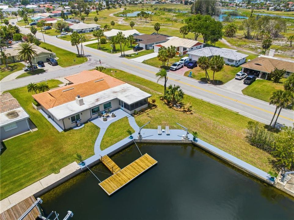 En Venta: $849,000 (4 camas, 2 baños, 2208 Pies cuadrados)