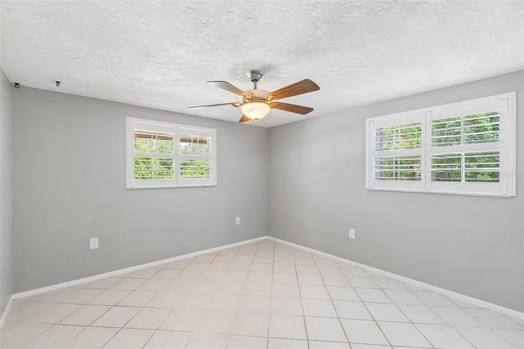 For Sale: $569,900 (4 beds, 2 baths, 2789 Square Feet)