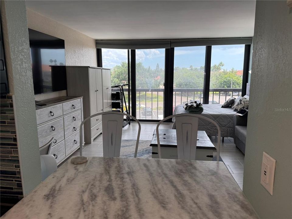 For Sale: $245,000 (0 beds, 1 baths, 439 Square Feet)