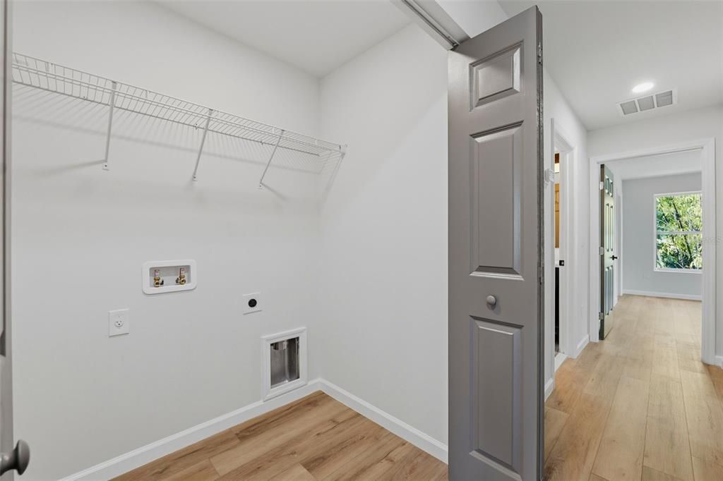 En Venta: $1,595,000 (5 camas, 0 baños, 3857 Pies cuadrados)