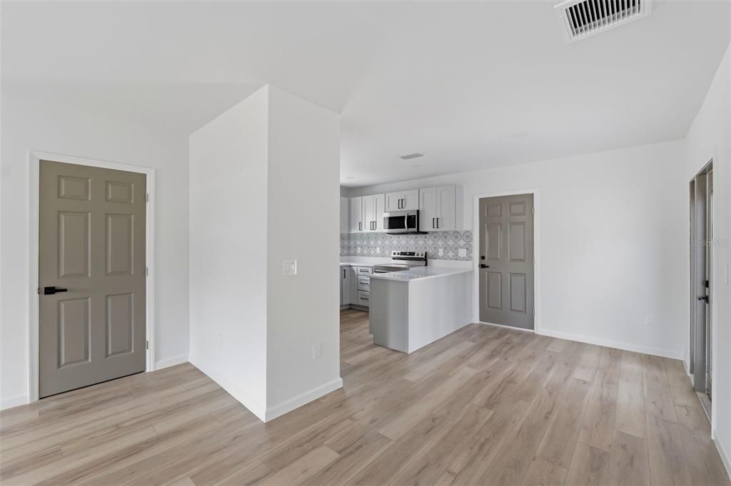 En Venta: $1,595,000 (5 camas, 0 baños, 3857 Pies cuadrados)