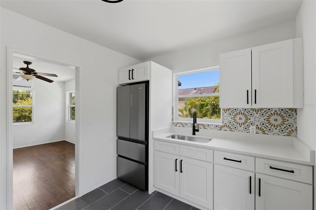 En Venta: $1,595,000 (5 camas, 0 baños, 3857 Pies cuadrados)