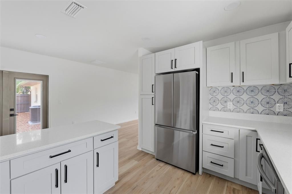 En Venta: $1,595,000 (5 camas, 0 baños, 3857 Pies cuadrados)