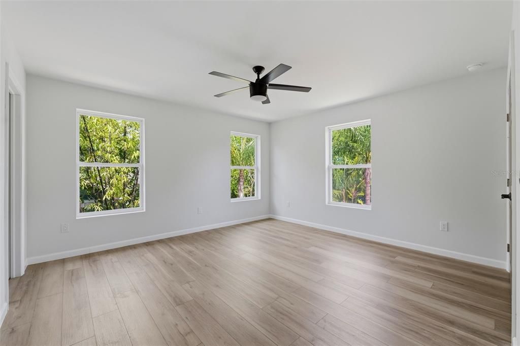 En Venta: $1,595,000 (5 camas, 0 baños, 3857 Pies cuadrados)