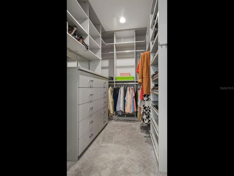 На продажу: $1,550,000 (4 спален, 3 ванн, 2406 Квадратных фут)