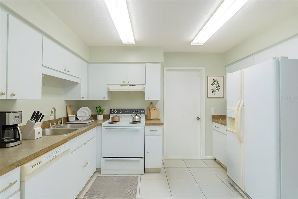 En Renta: $1,595 (2 camas, 2 baños, 1330 Pies cuadrados)
