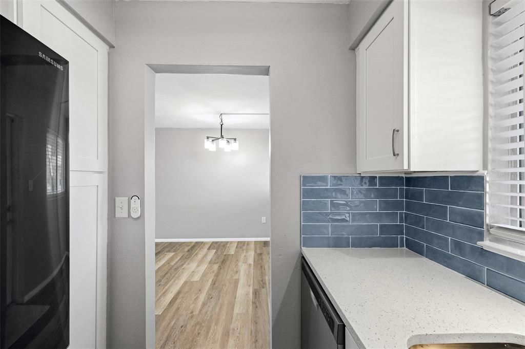For Sale: $130,000 (1 beds, 1 baths, 865 Square Feet)
