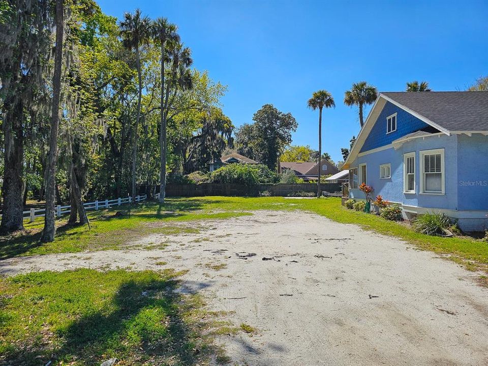 For Sale: $1,399,500 (0 beds, 0 baths, 1132 Square Feet)