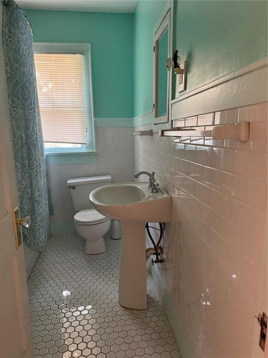 For Sale: $1,399,500 (0 beds, 0 baths, 1132 Square Feet)