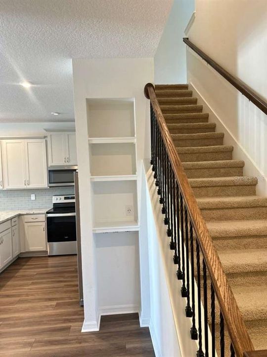 For Rent: $2,750 (3 beds, 2 baths, 1547 Square Feet)