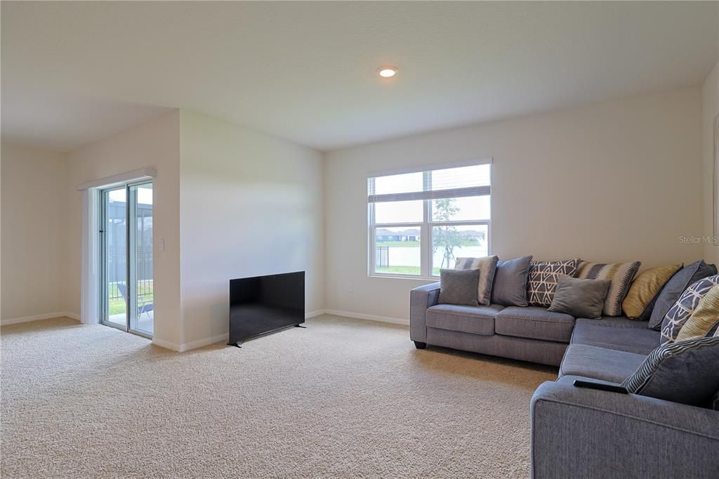 For Rent: $2,500 (4 beds, 2 baths, 1855 Square Feet)