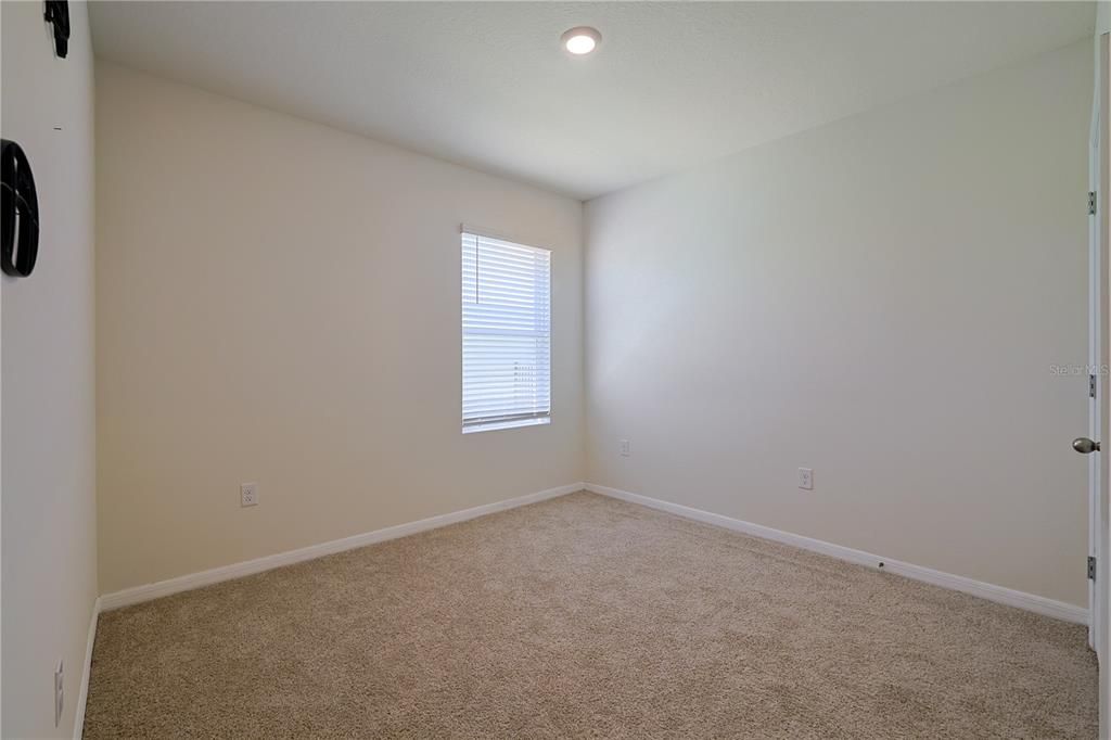 For Rent: $2,500 (4 beds, 2 baths, 1855 Square Feet)