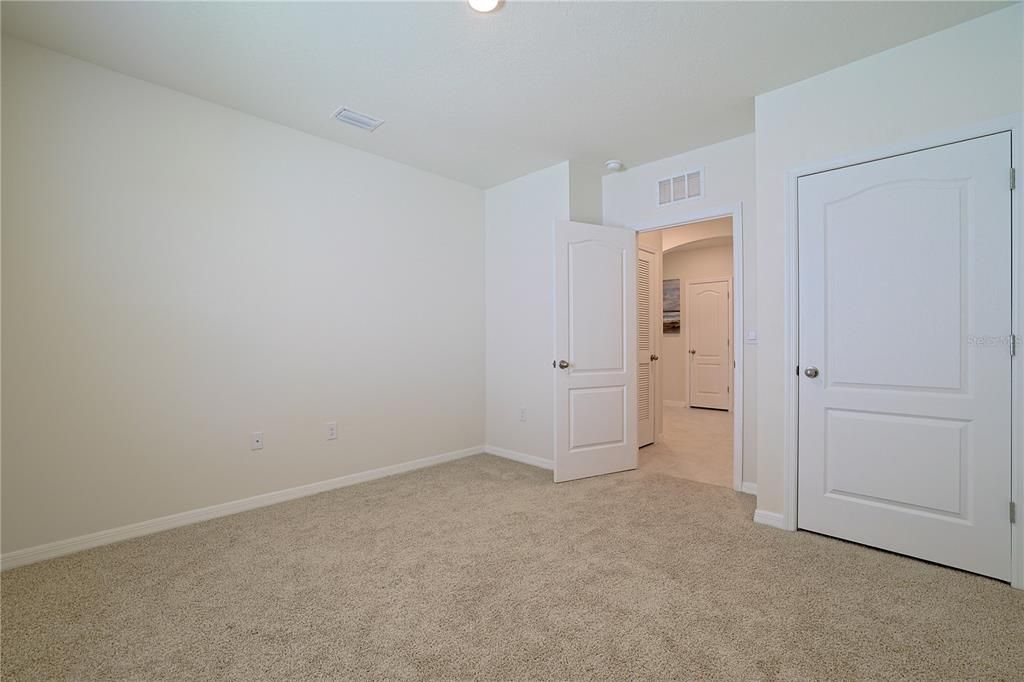 For Rent: $2,500 (4 beds, 2 baths, 1855 Square Feet)