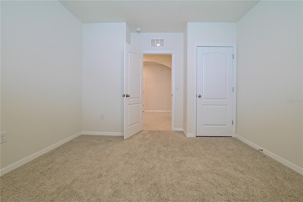 For Rent: $2,500 (4 beds, 2 baths, 1855 Square Feet)
