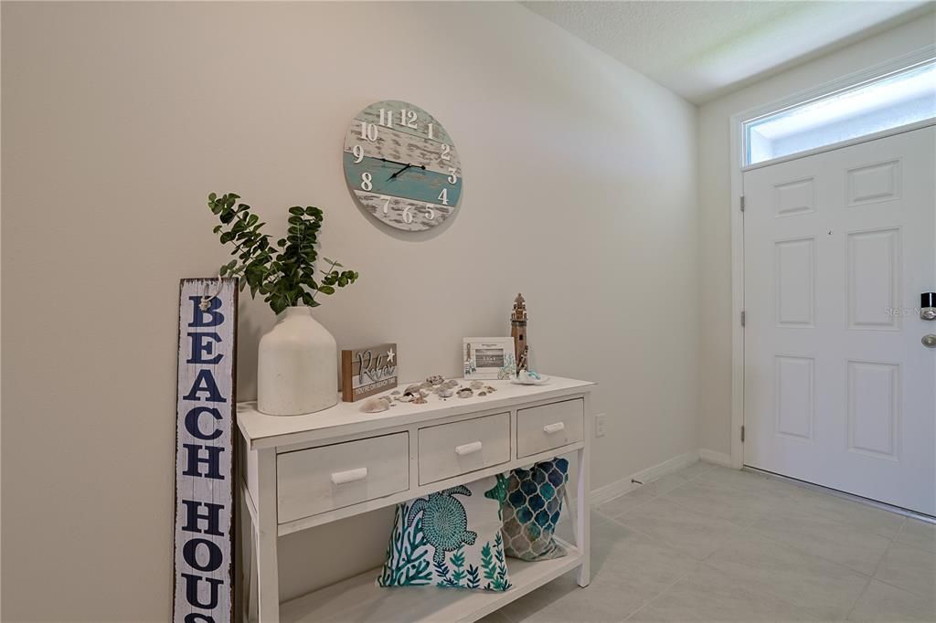 For Rent: $2,500 (4 beds, 2 baths, 1855 Square Feet)