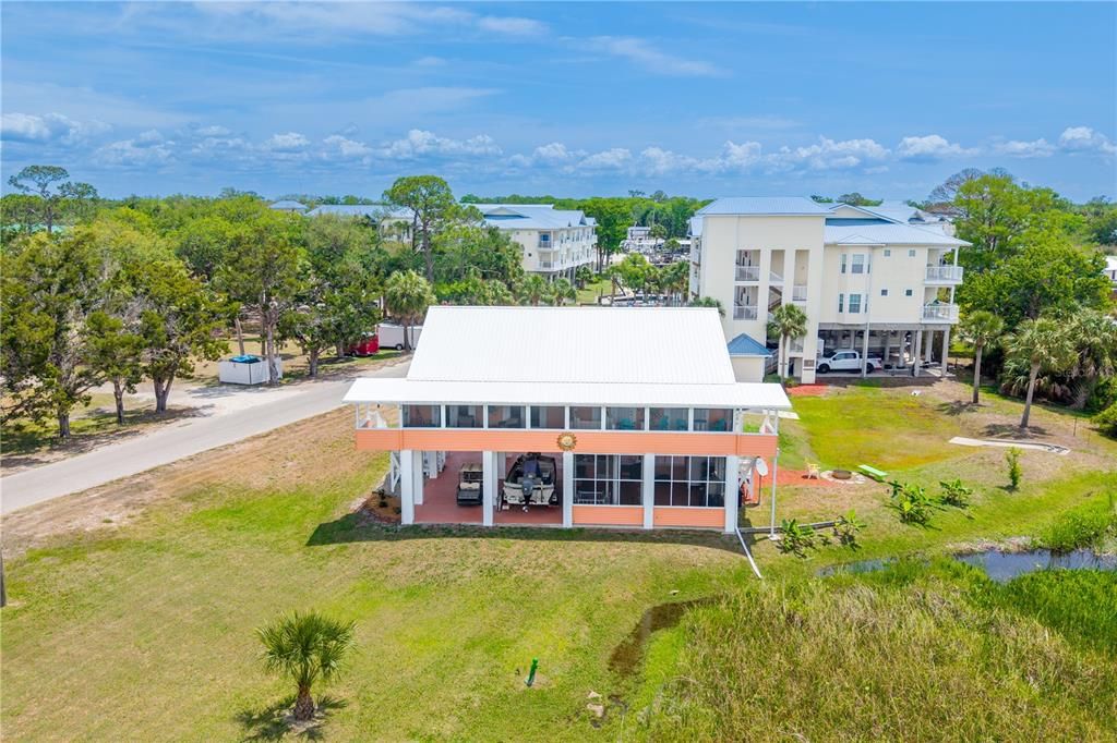 For Sale: $550,000 (4 beds, 4 baths, 1920 Square Feet)