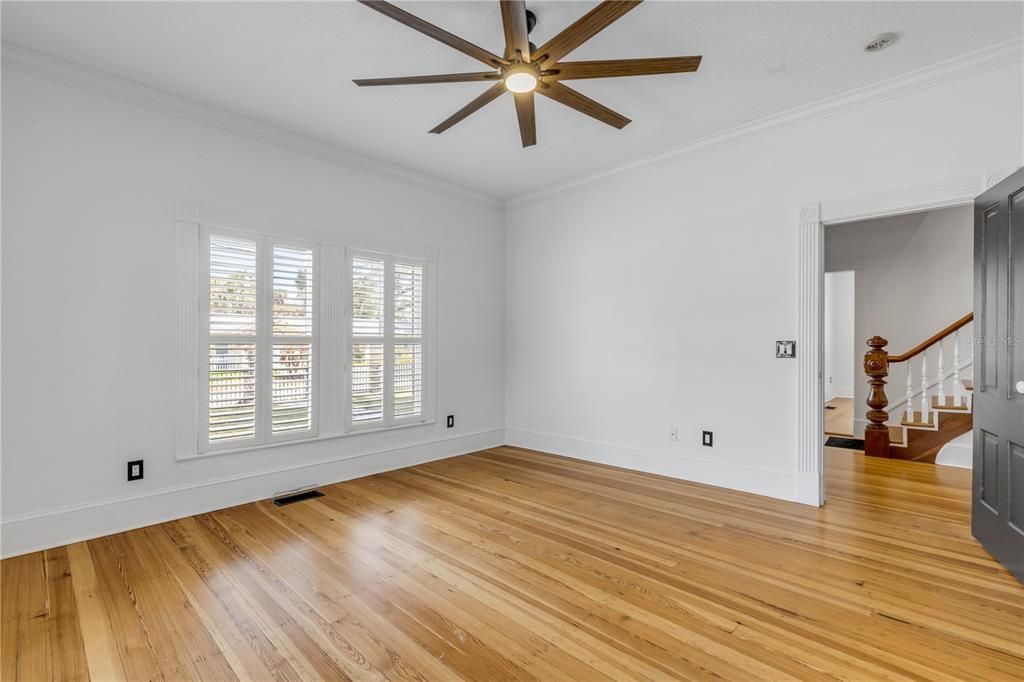 Active With Contract: $1,375,000 (4 beds, 3 baths, 2410 Square Feet)