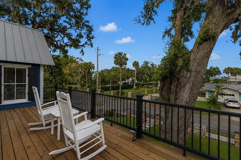 Active With Contract: $1,375,000 (4 beds, 3 baths, 2410 Square Feet)