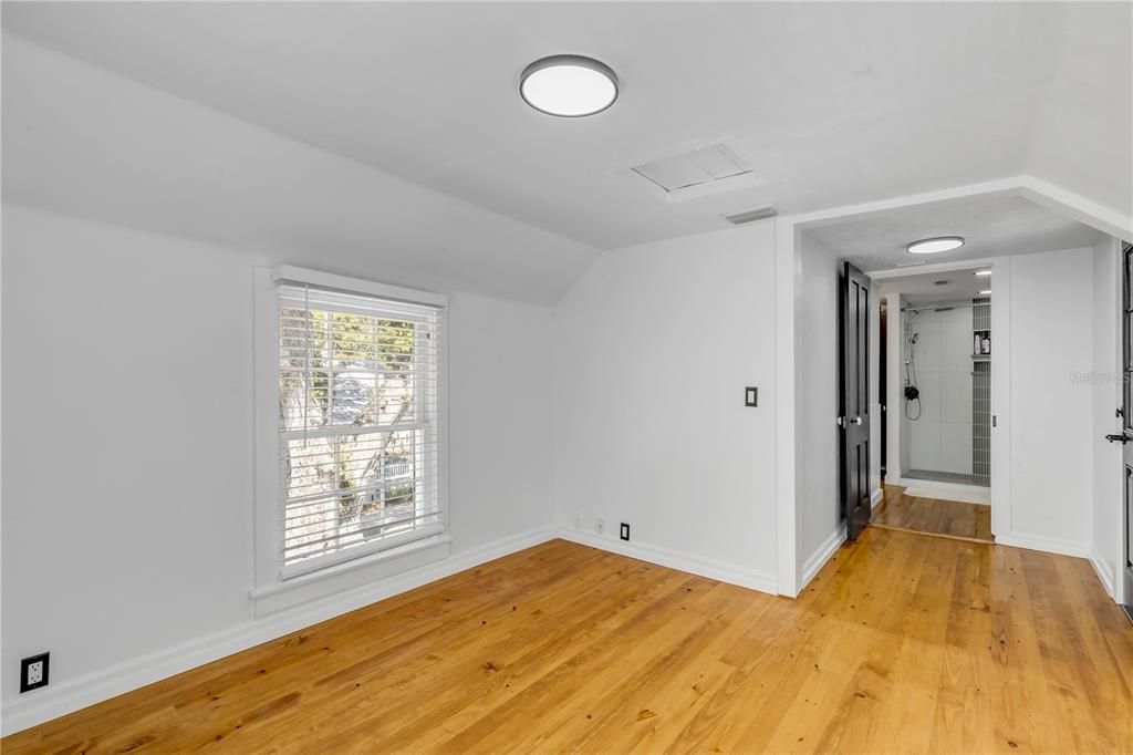 Active With Contract: $1,375,000 (4 beds, 3 baths, 2410 Square Feet)
