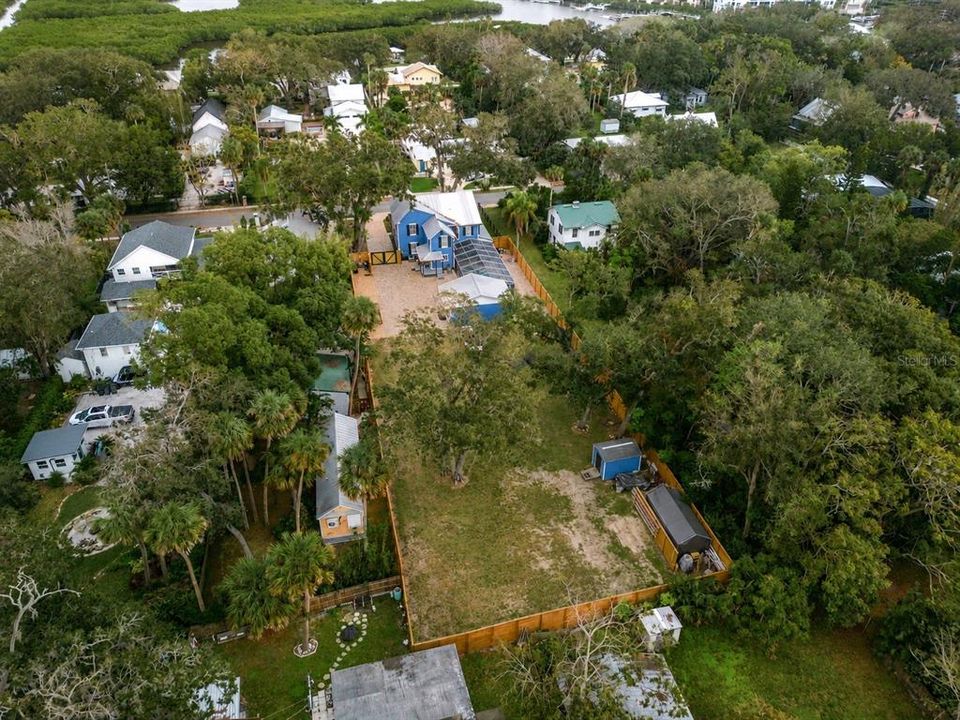 Active With Contract: $1,375,000 (4 beds, 3 baths, 2410 Square Feet)