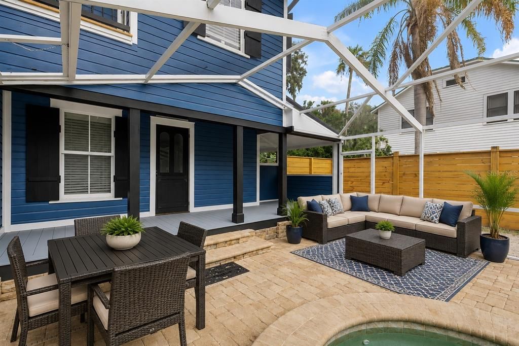 Active With Contract: $1,375,000 (4 beds, 3 baths, 2410 Square Feet)