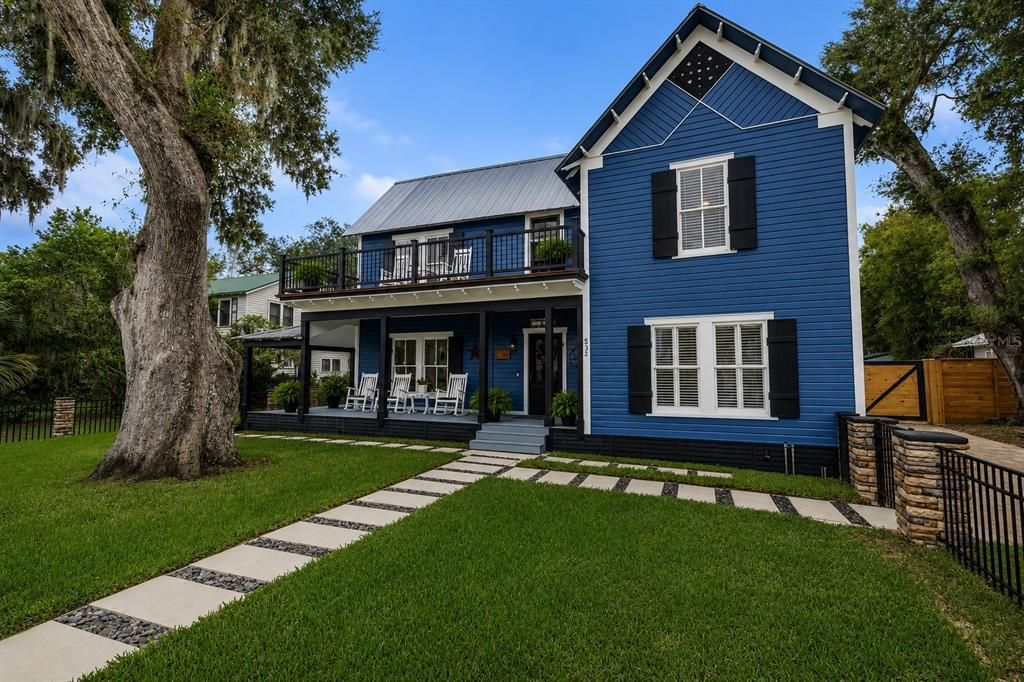 Active With Contract: $1,375,000 (4 beds, 3 baths, 2410 Square Feet)