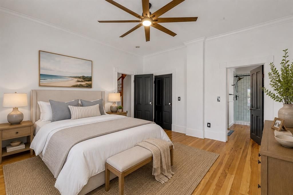Active With Contract: $1,375,000 (4 beds, 3 baths, 2410 Square Feet)
