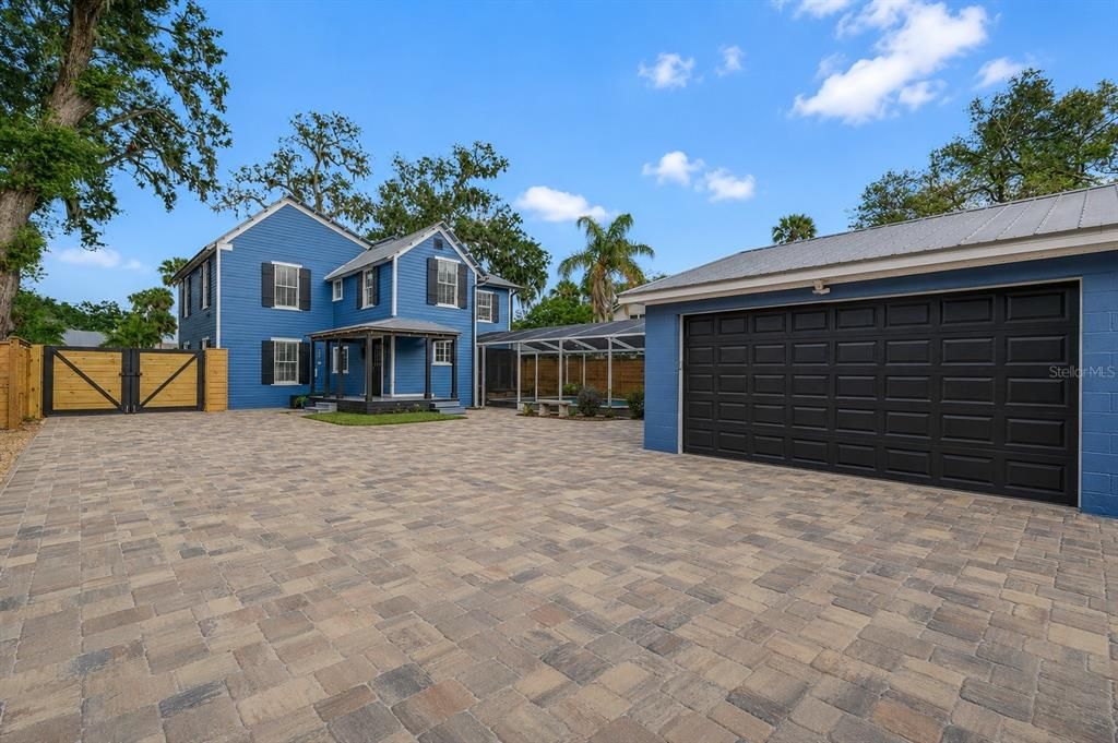 Active With Contract: $1,375,000 (4 beds, 3 baths, 2410 Square Feet)