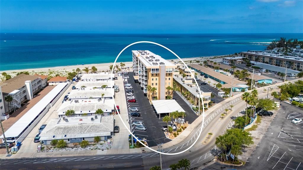 En Venta: $475,000 (2 camas, 2 baños, 867 Pies cuadrados)