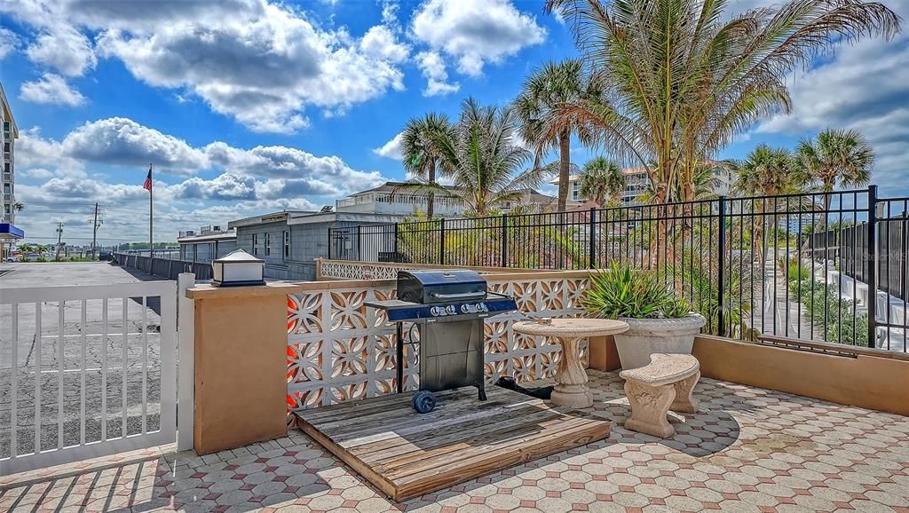 En Venta: $475,000 (2 camas, 2 baños, 867 Pies cuadrados)