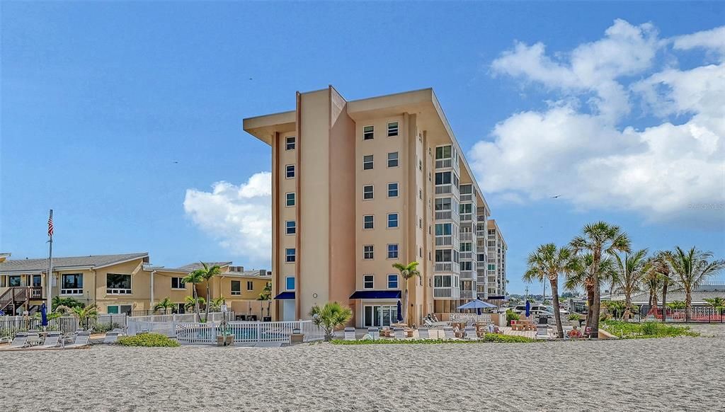 En Venta: $475,000 (2 camas, 2 baños, 867 Pies cuadrados)