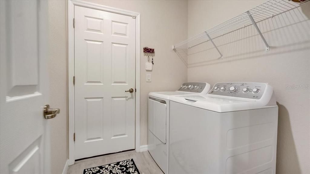 В аренду: $2,399 (2 спален, 2 ванн, 1568 Квадратных фут)