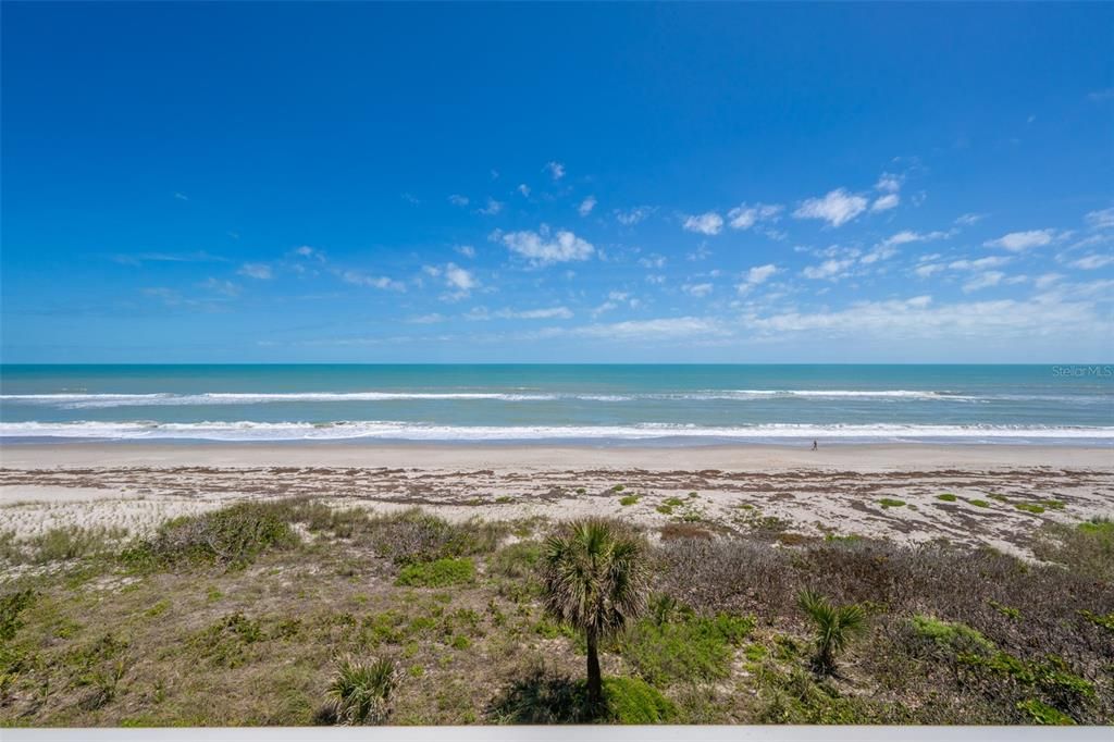 For Sale: $460,000 (2 beds, 2 baths, 1090 Square Feet)