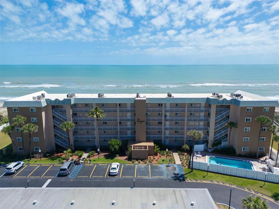 For Sale: $460,000 (2 beds, 2 baths, 1090 Square Feet)