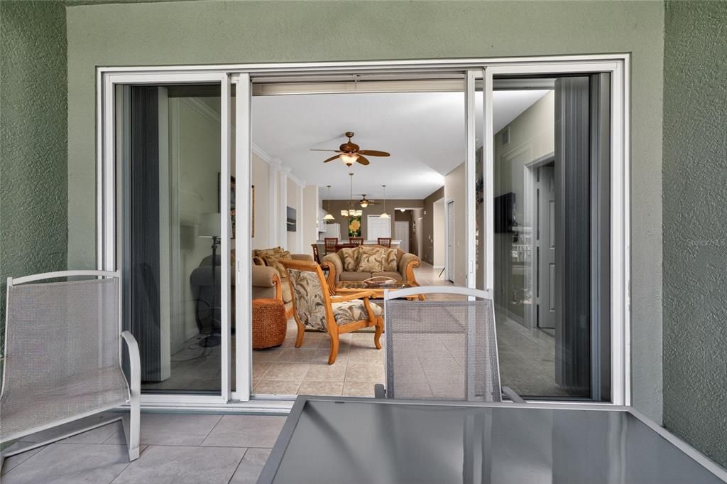 Active With Contract: $270,000 (3 beds, 2 baths, 1556 Square Feet)