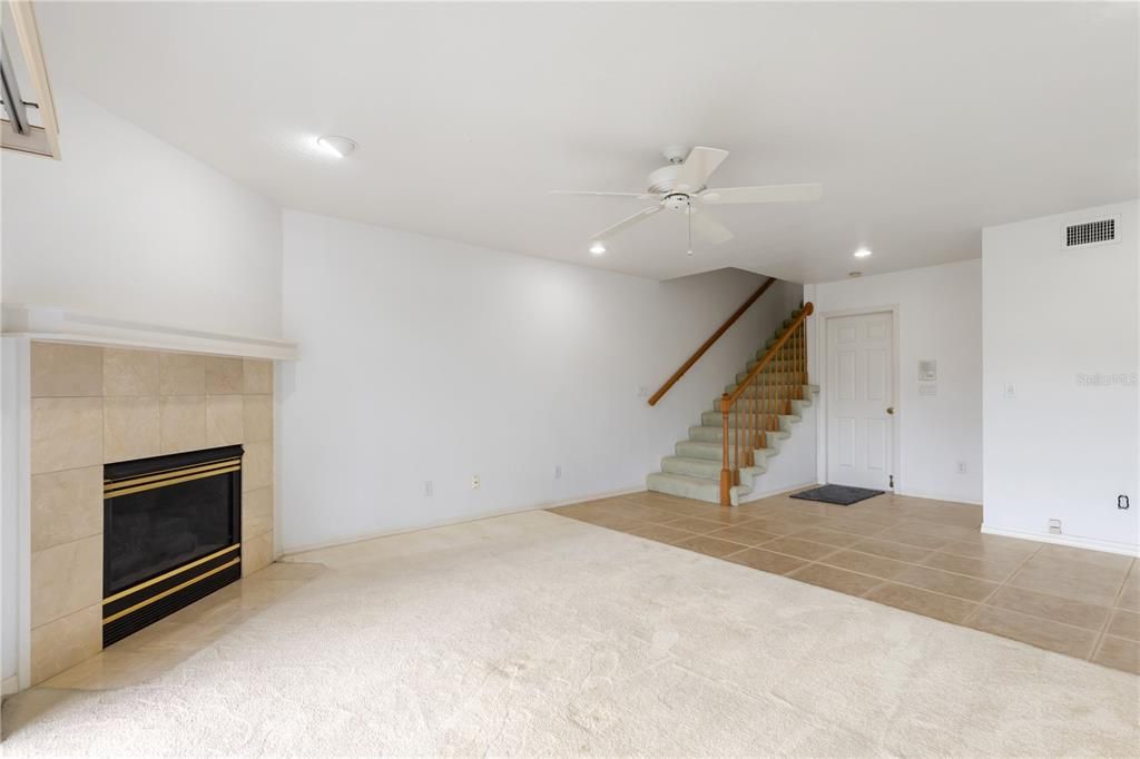 For Sale: $424,900 (3 beds, 4 baths, 2174 Square Feet)