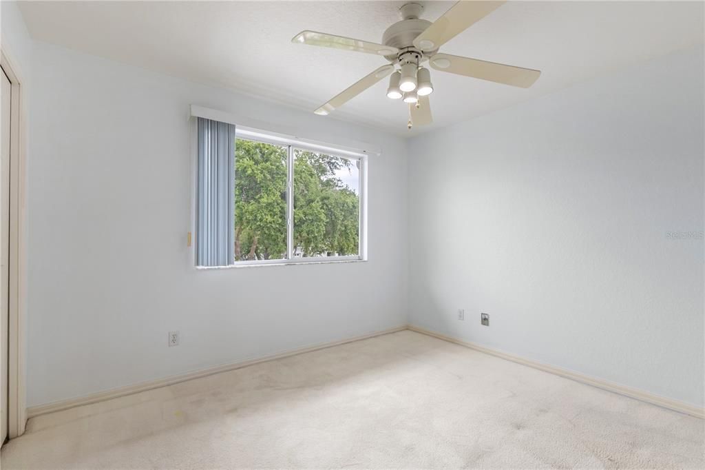 For Sale: $424,900 (3 beds, 4 baths, 2174 Square Feet)