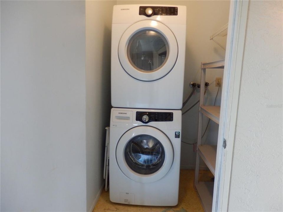 En Renta: $1,700 (2 camas, 1 baños, 1015 Pies cuadrados)