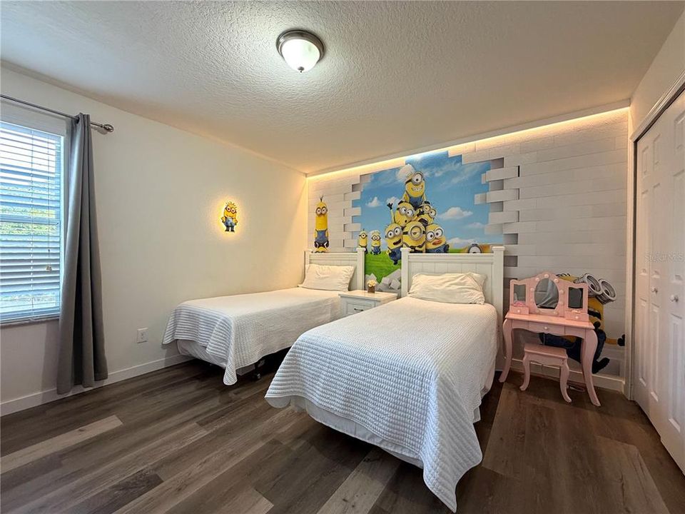 На продажу: $389,000 (4 спален, 3 ванн, 1907 Квадратных фут)