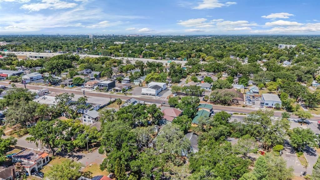 合同活跃: $525,000 (3 贝兹, 2 浴室, 1615 平方英尺)