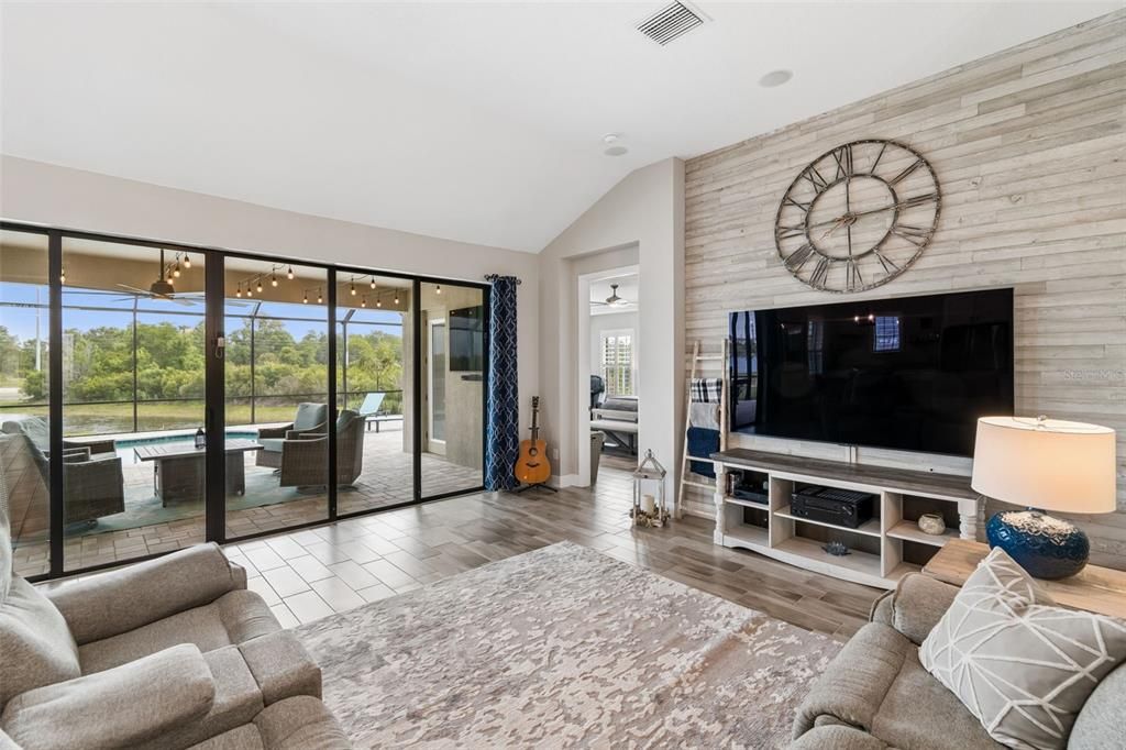Active With Contract: $745,000 (4 beds, 4 baths, 3245 Square Feet)